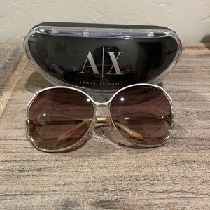Cute Armani Exchange sunnies